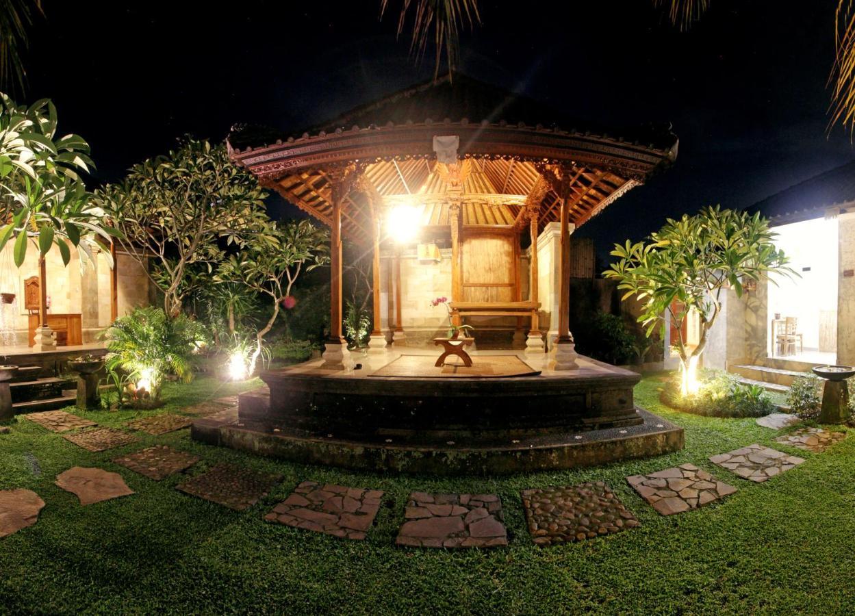Sari House Ubud - Balinese Style Homestay Exterior foto