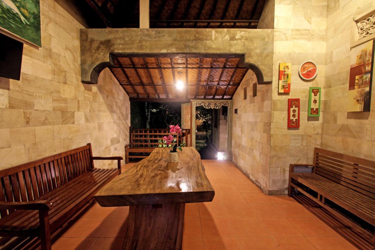 Sari House Ubud - Balinese Style Homestay Exterior foto