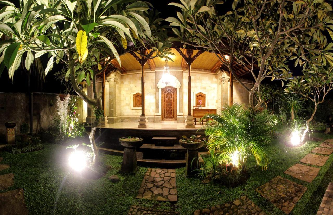 Sari House Ubud - Balinese Style Homestay Exterior foto