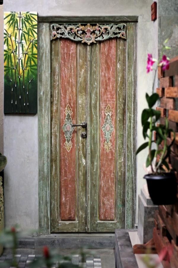 Sari House Ubud - Balinese Style Homestay Exterior foto
